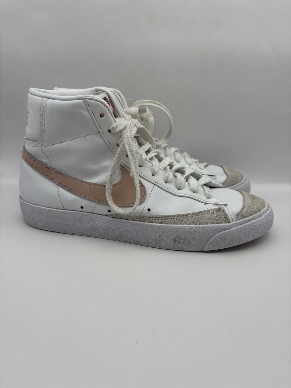 Nike Blazer Mid 77 Vintage White Pink Sneakers Women Size 8.5